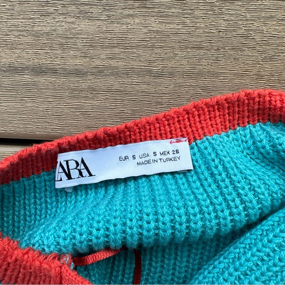 Zara Halter Knit Top - Picture 2 of 3